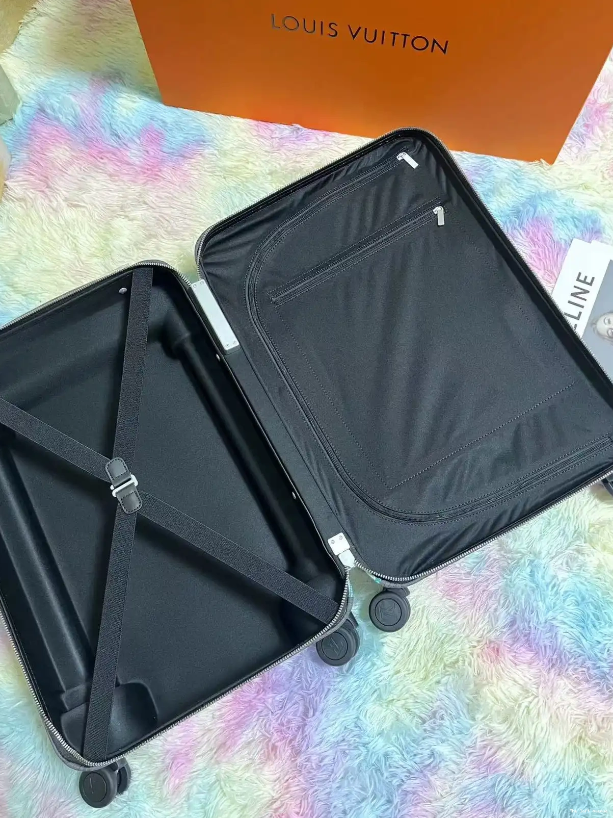55 YAYOI CUSTOM CABIN SUITCASE HORIZON 37L PUMPKIN 0624
